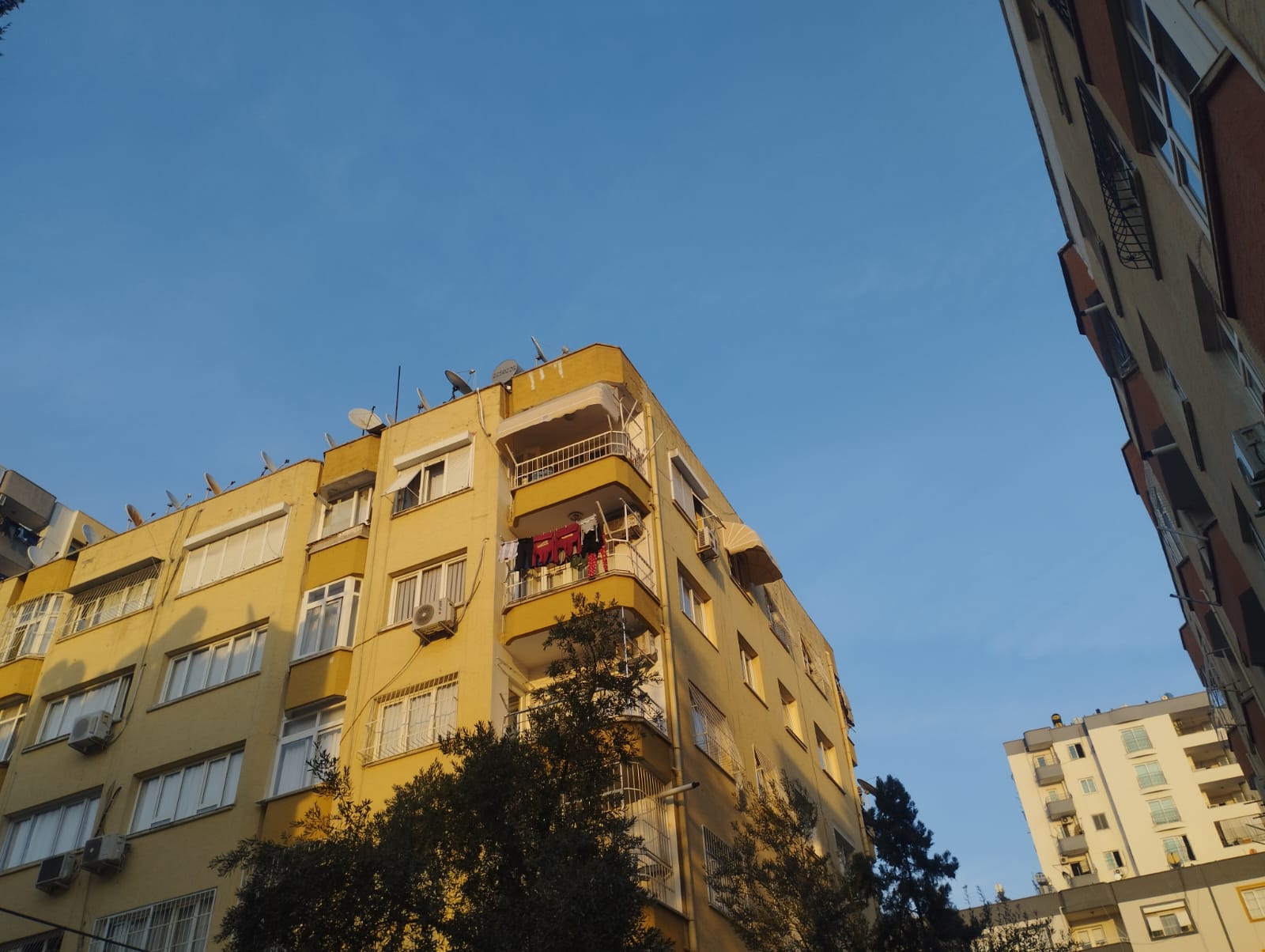 Balkon Güneşliği Uygulama